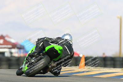 media/Feb-12-2022-SoCal Trackdays (Sat) [[3b21b94a56]]/Turn 16 (125pm)/